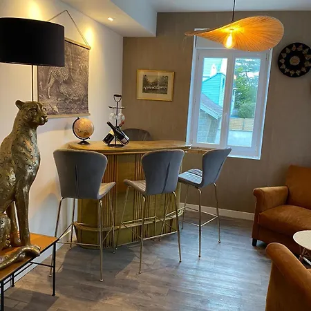 Des Pins וילה ז'ולוביל-לה-פאן