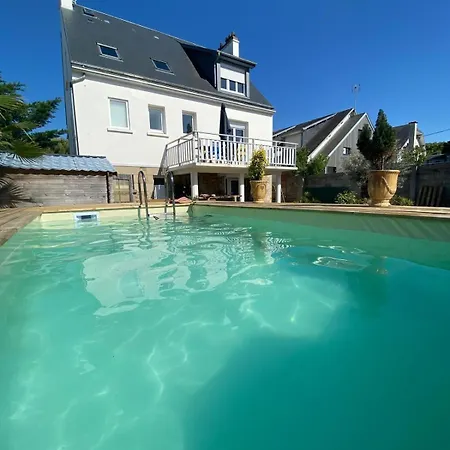 Des Pins * ז'ולוביל-לה-פאן