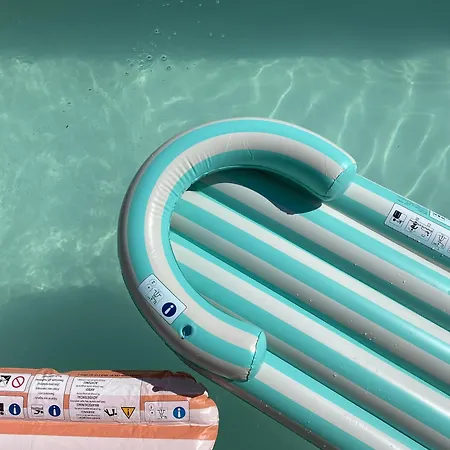 Des Pins * Jullouville-les-Pins