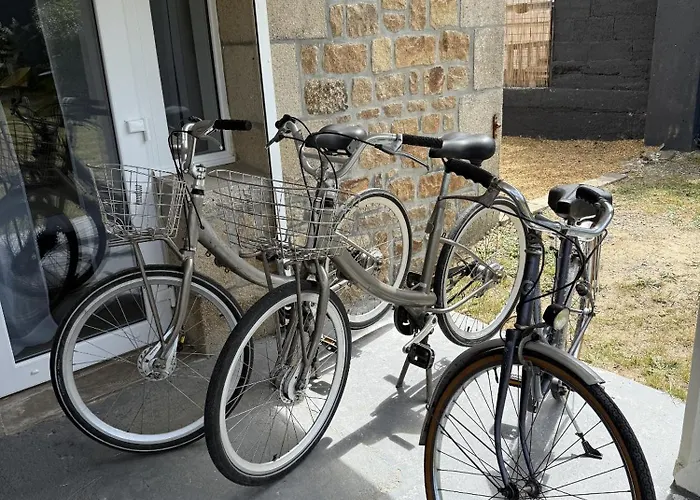 Des Pins Villa Jullouville